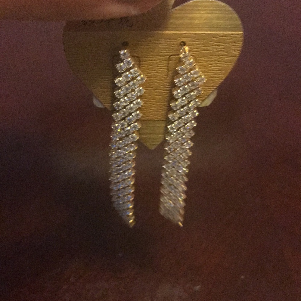 Earrings bundle - Picture 3 of 6